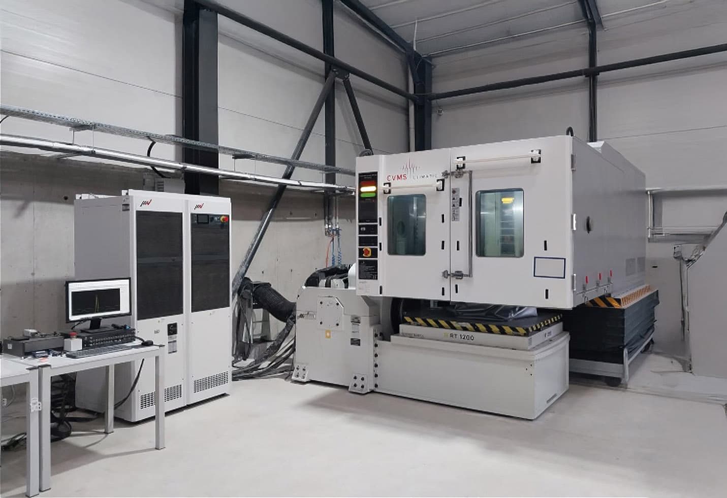 74 kN vibration shaker system inside the Positrone lab